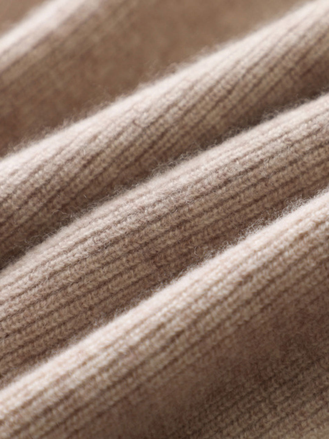 Jovanna – Lässige Strickweste mit V-Ausschnitt für Damen