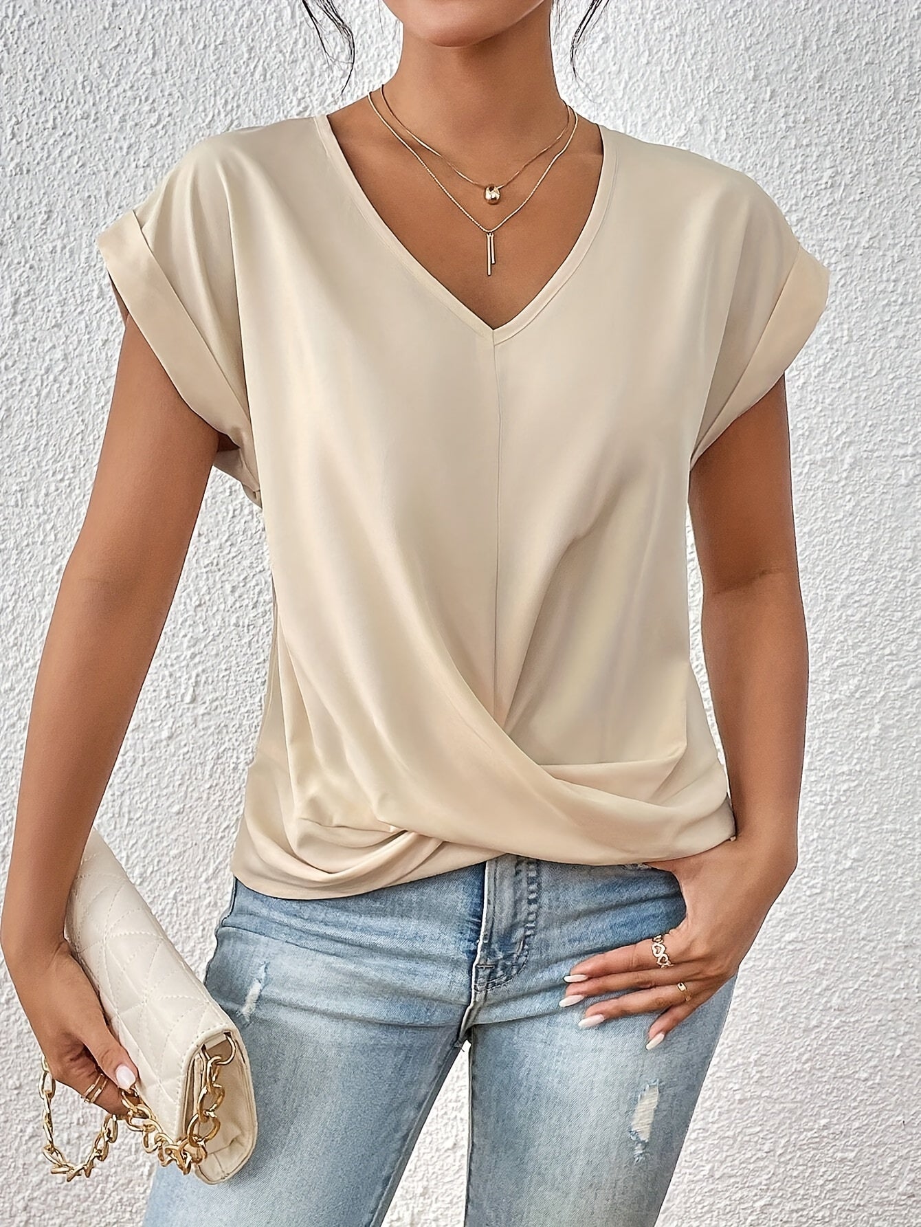 Claire™ – Lockeres T-Shirt mit Herzausschnitt