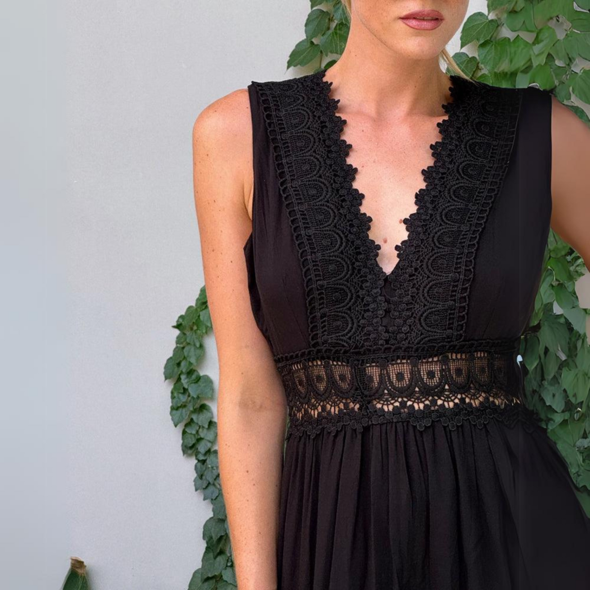 Sadie™ | Camisole-Kleid aus Spitze mit V-Ausschnitt