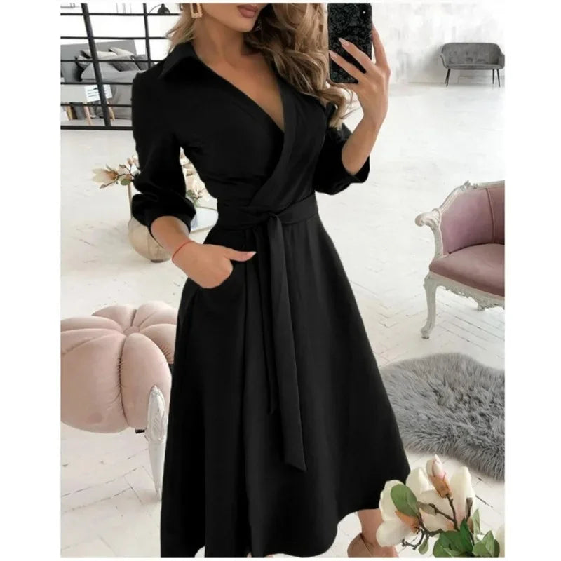 Milena | Elegantes Wickelkleid mit Schmetterlingsprint