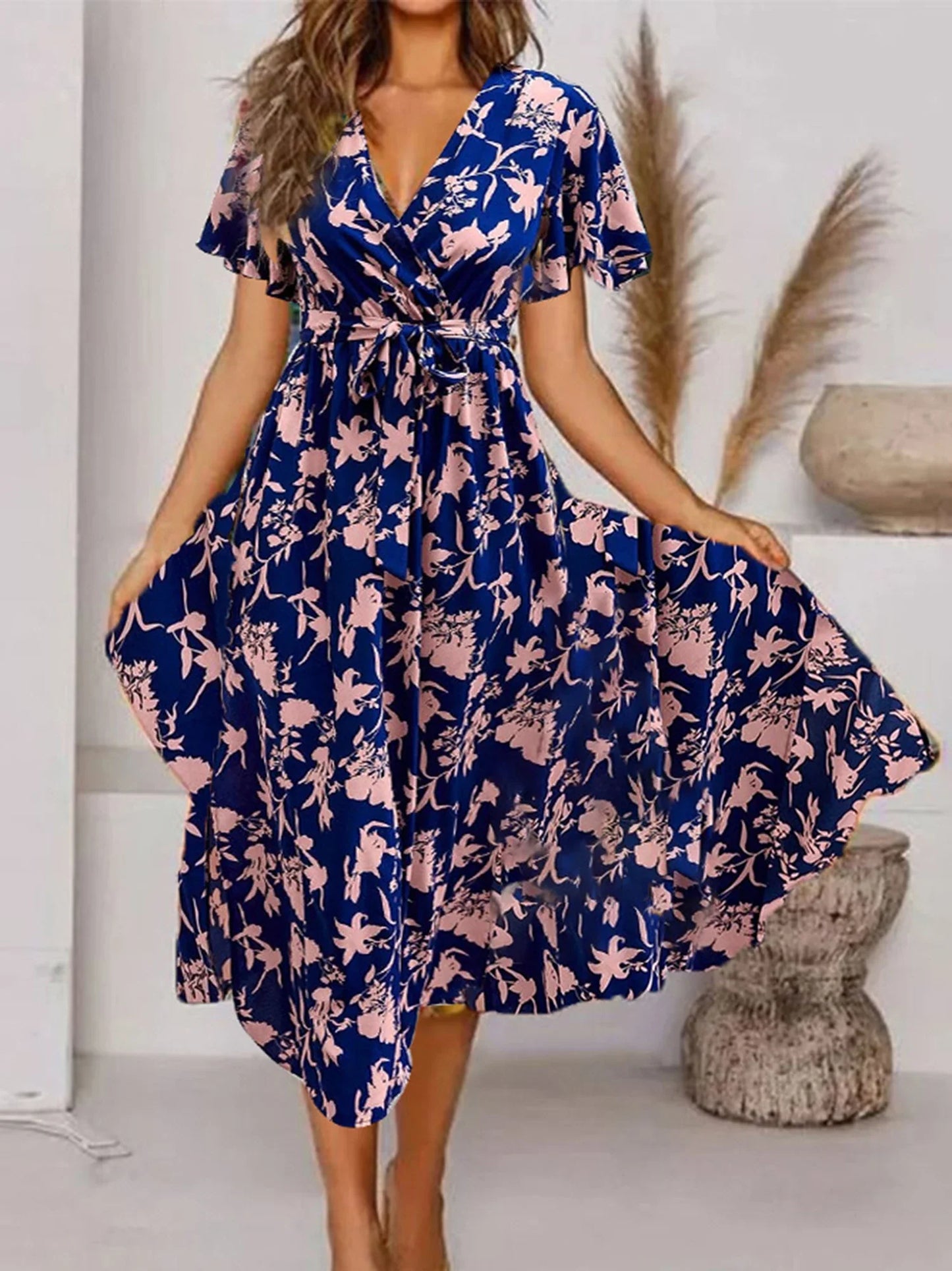 Evy | Elegantes Midikleid mit romantischem Blumendruck
