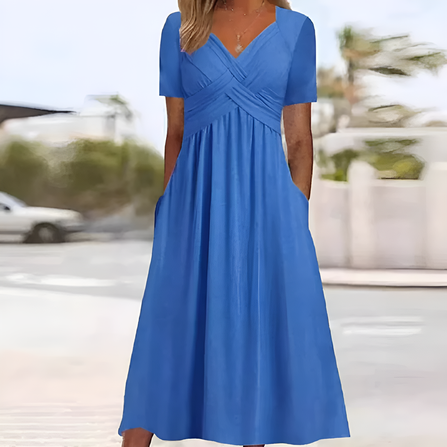 Rosella – Elegant and flattering dress