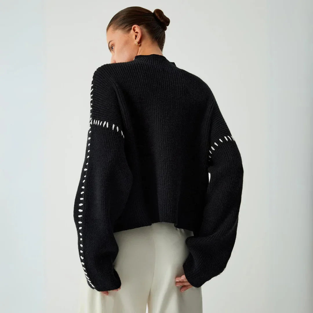 Klara - Locker sitzender Pullover mit hohem Rollkragen