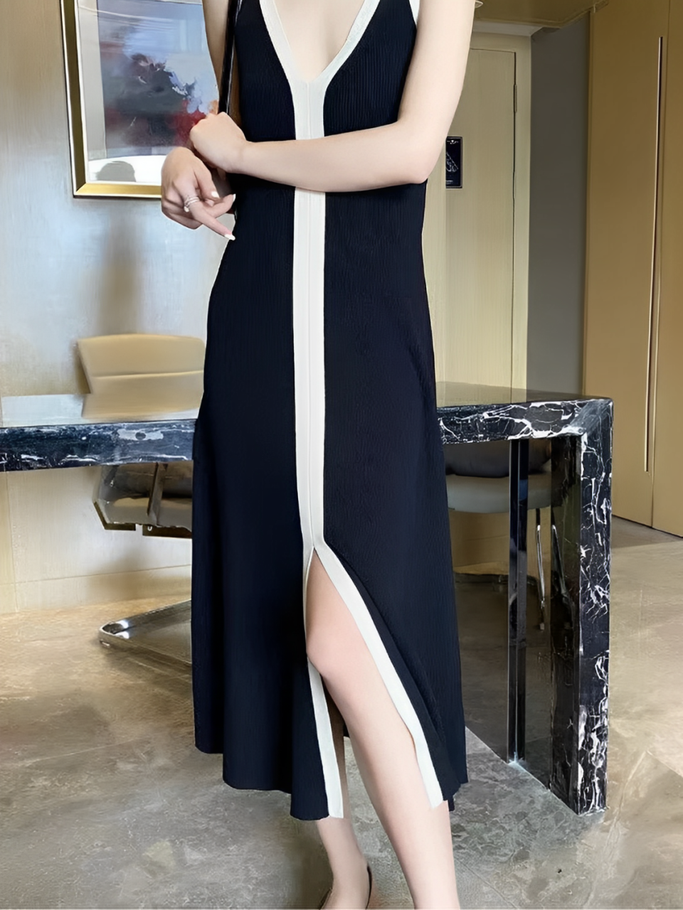 Noa™ | Kleid Aricia mit Cuello en V