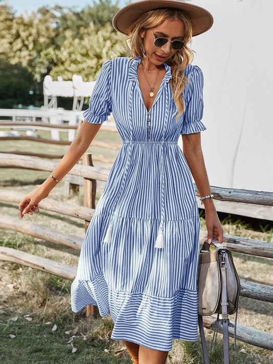 Laureen | Bezauberndes Kleid mit Streifen