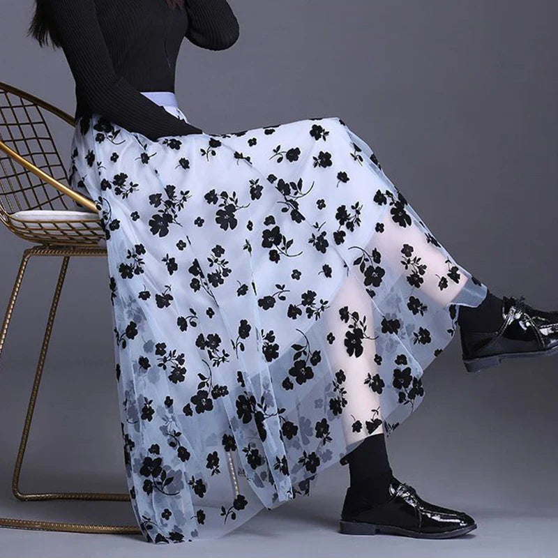 Odette | Eleganter Midirock aus Tüll mit raffinierten Blumen