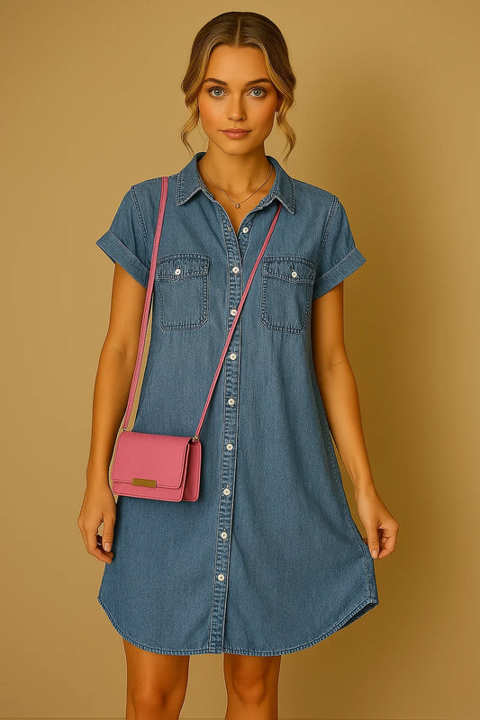 Martina | Dress and jeans with old courtesies