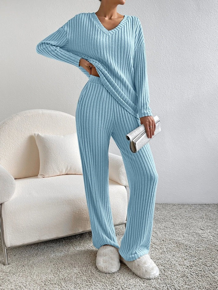Lucie® – Strickhose und Pullover für Damen