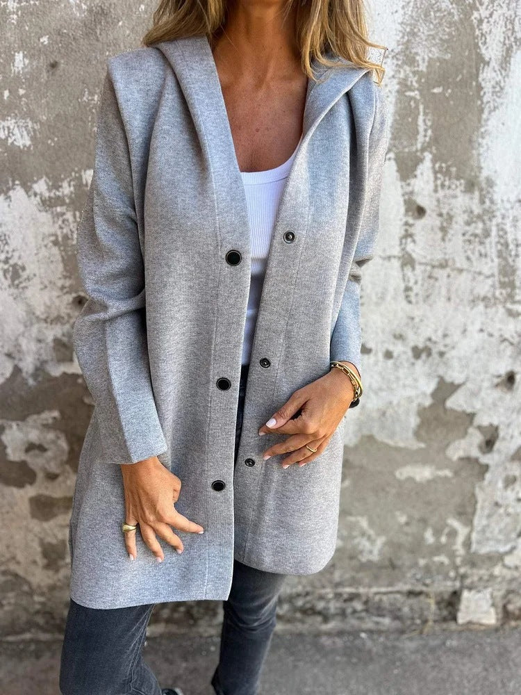 Anya™ | Strickjacke mit Knöpfen und Kapuze