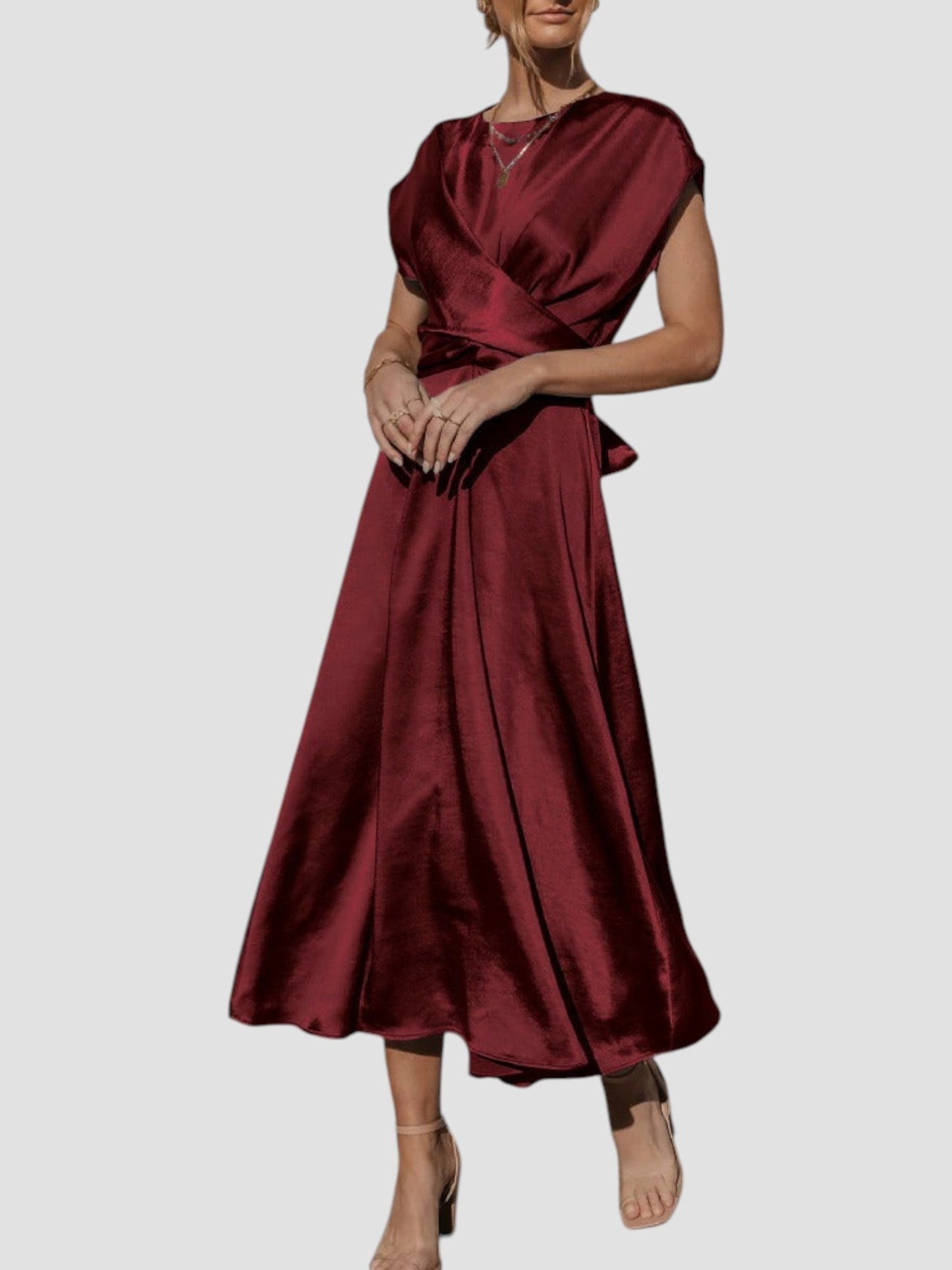 Klara | Elegantes mittellanges Kleid