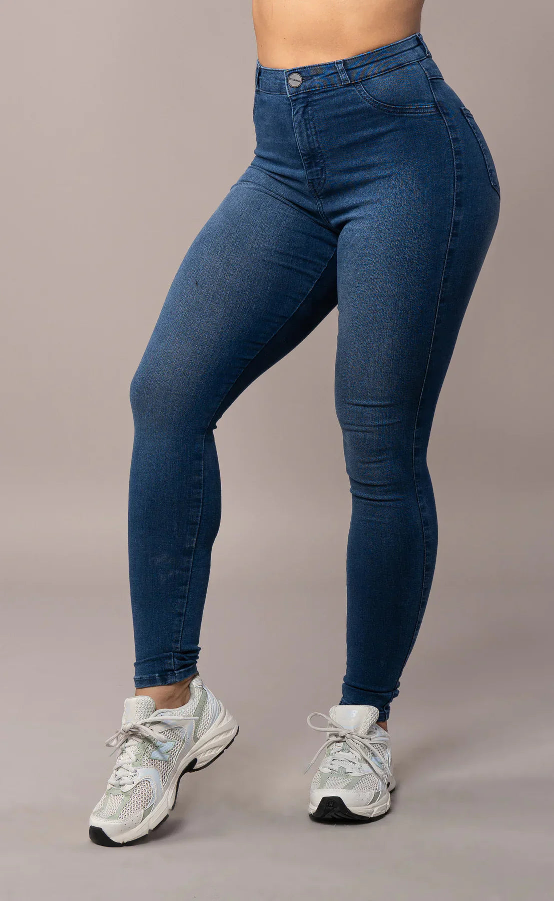 SlimCurve™ - High-Waist-Denim