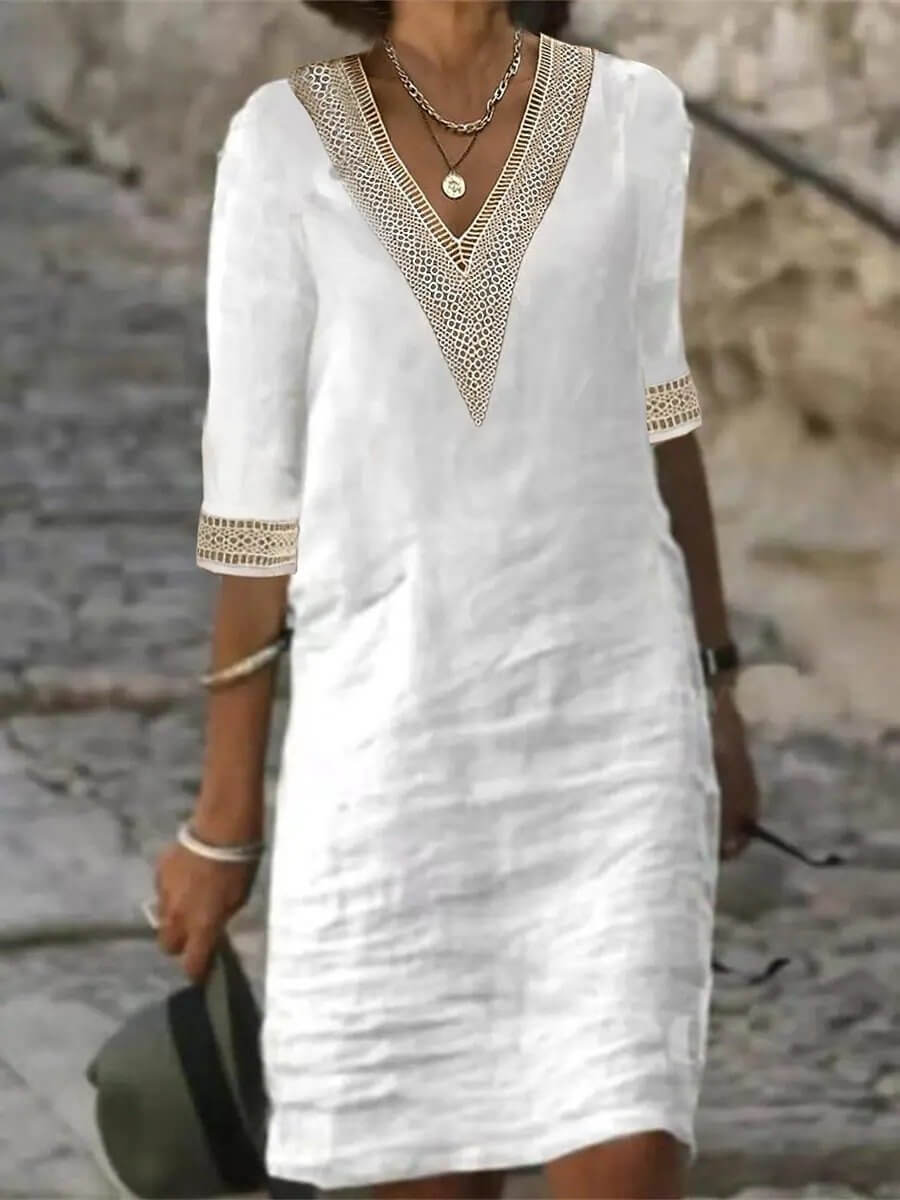 Hanna™ | Elegantes Kleid mit V-Ausschnitt und Häkelbesatz