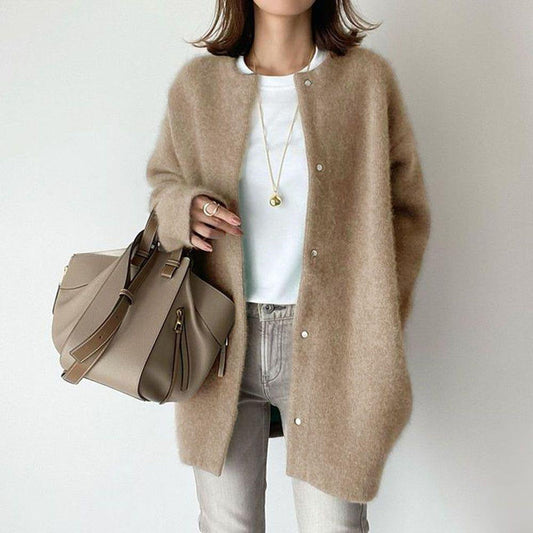 Anfisa™ | Anspruchsvolle und elegante Strickjacke
