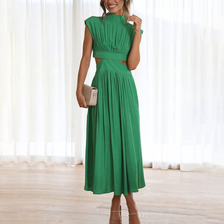 Emilia – Elegantes Kleid mit hohem Ausschnitt