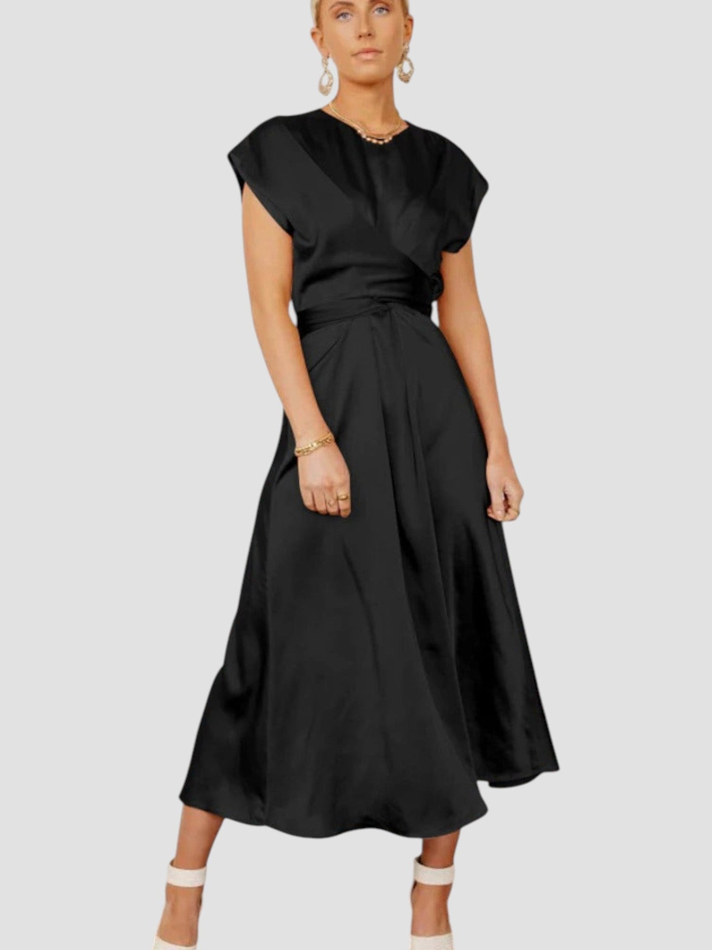Klara | Elegantes mittellanges Kleid